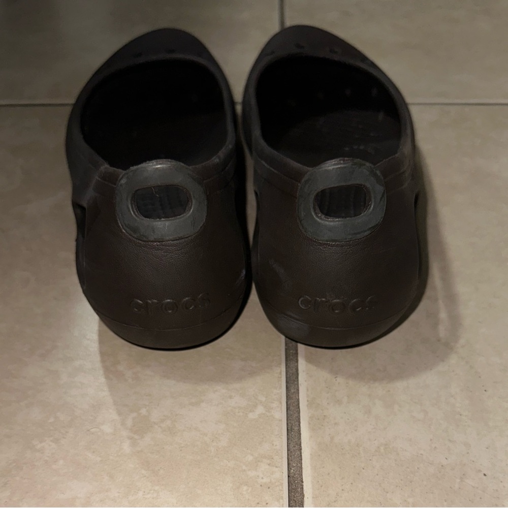 Brown crocs for women - Picture 2 of 5